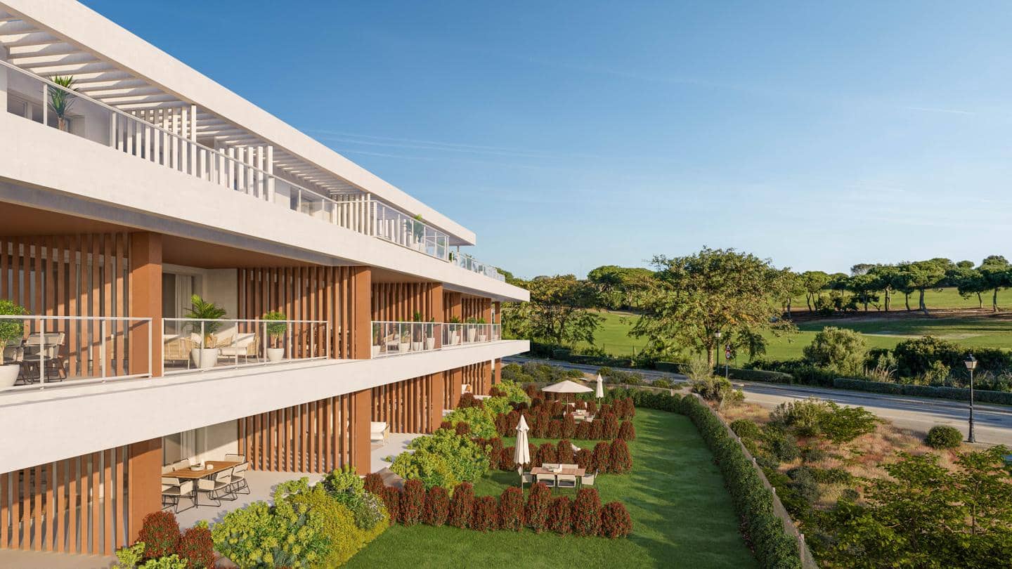 4 bedroom Flat for sale in La Alcaidesa with pool garage - € 743,000 (Ref: 9412874)