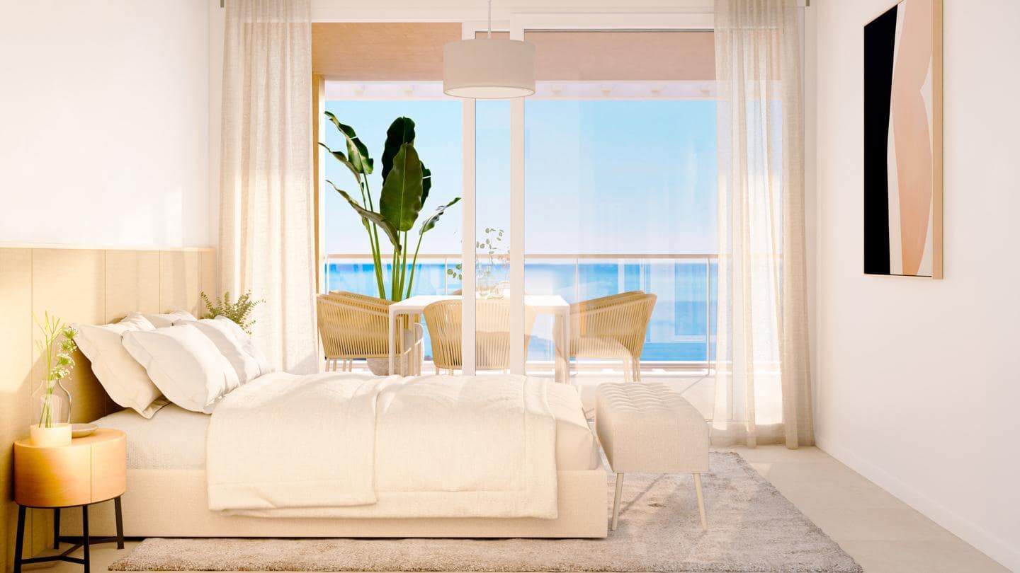 4 bedroom Flat for sale in La Alcaidesa with pool garage - € 743,000 (Ref: 9412874)