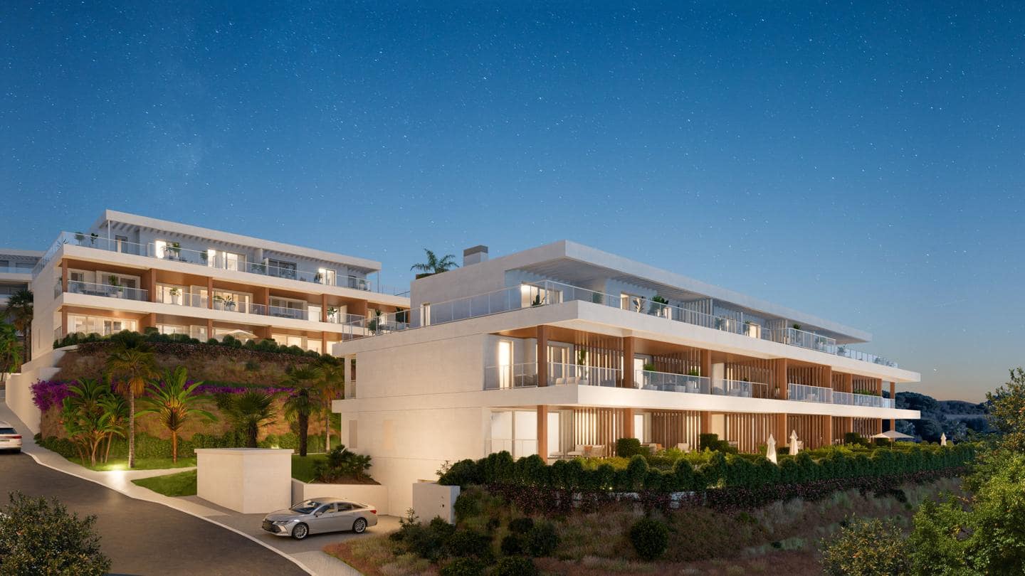 4 bedroom Flat for sale in La Alcaidesa with pool garage - € 743,000 (Ref: 9412874)