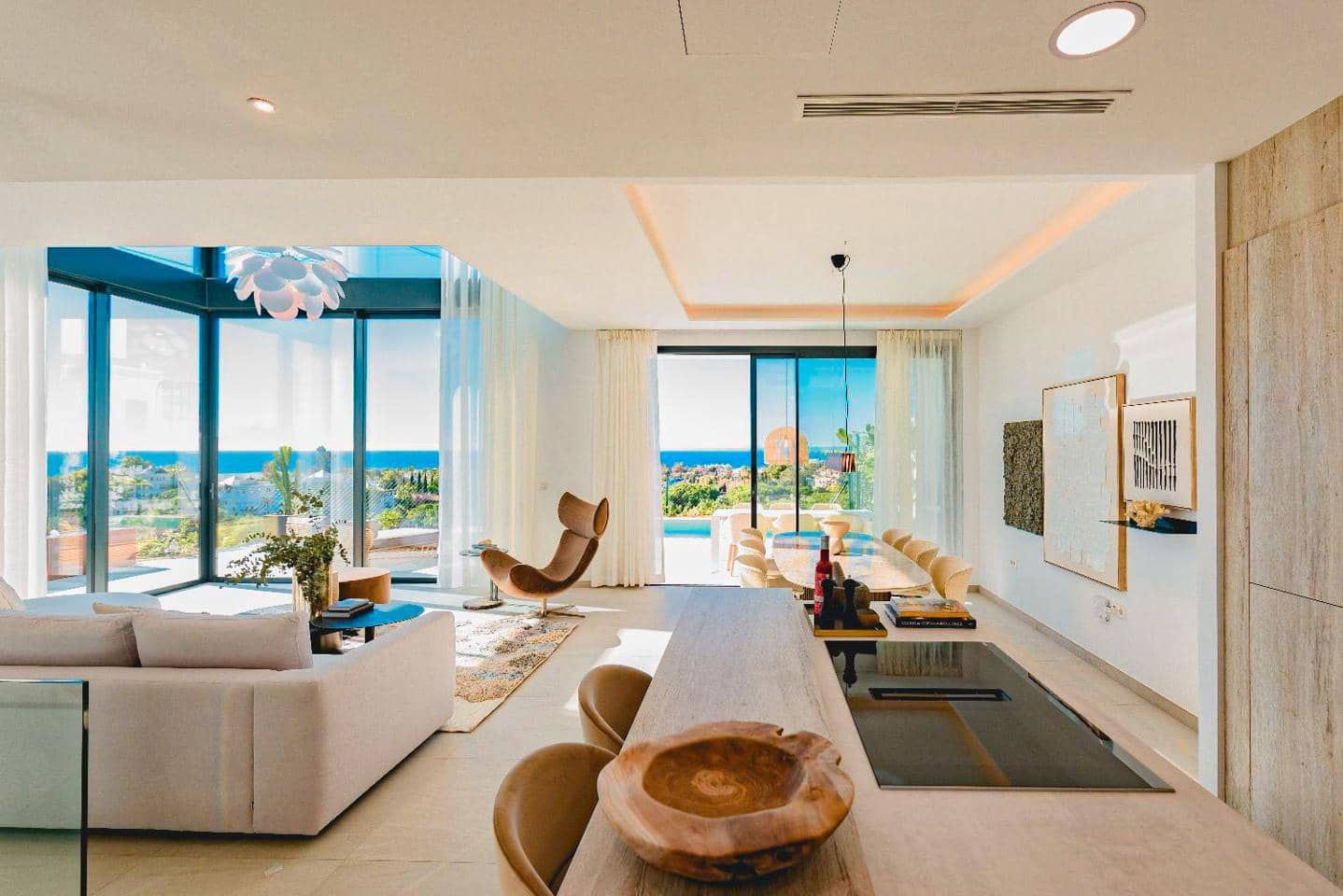 4 bedroom Villa for sale in Marbella with pool garage - € 1,675,000 (Ref: 9413022)