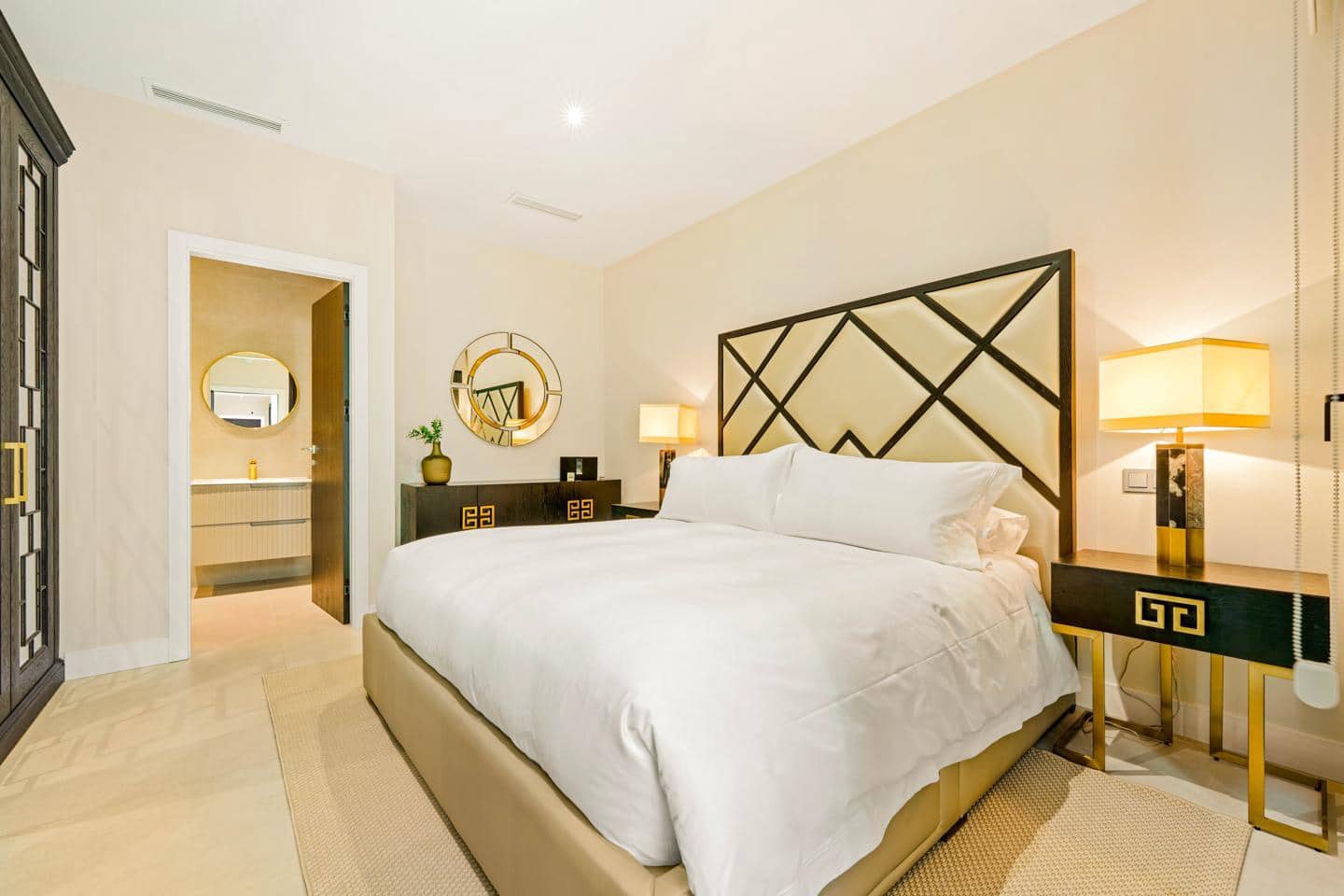 6 slaapkamer Villa te koop in Marbella met zwembad garage - € 4.695.000 (Ref: 9421604)