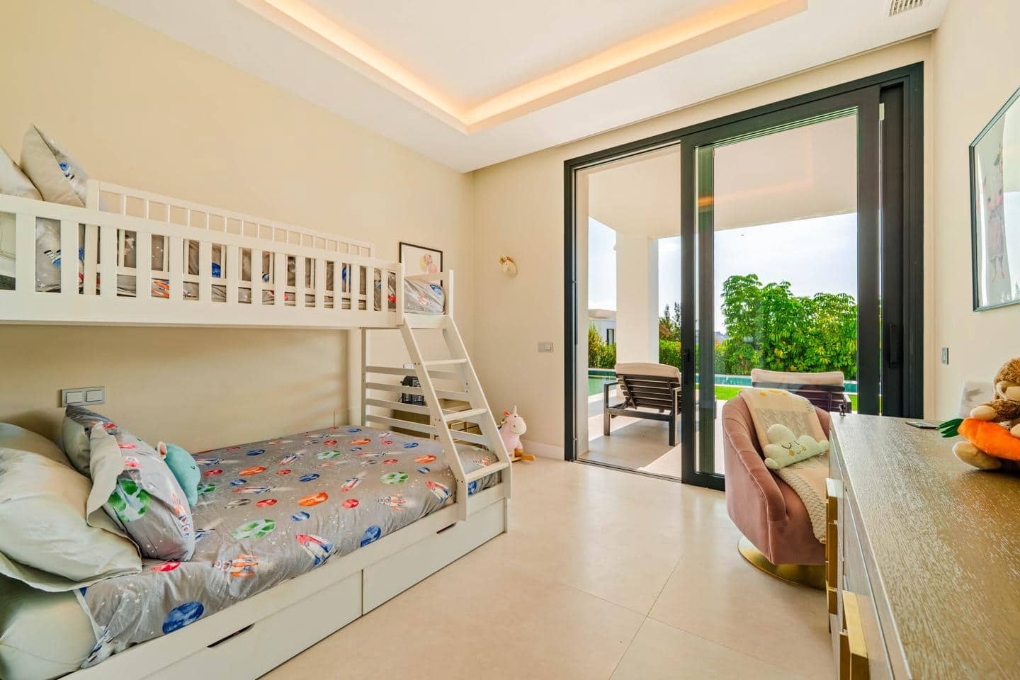 6 slaapkamer Villa te koop in Marbella met zwembad garage - € 4.695.000 (Ref: 9421604)