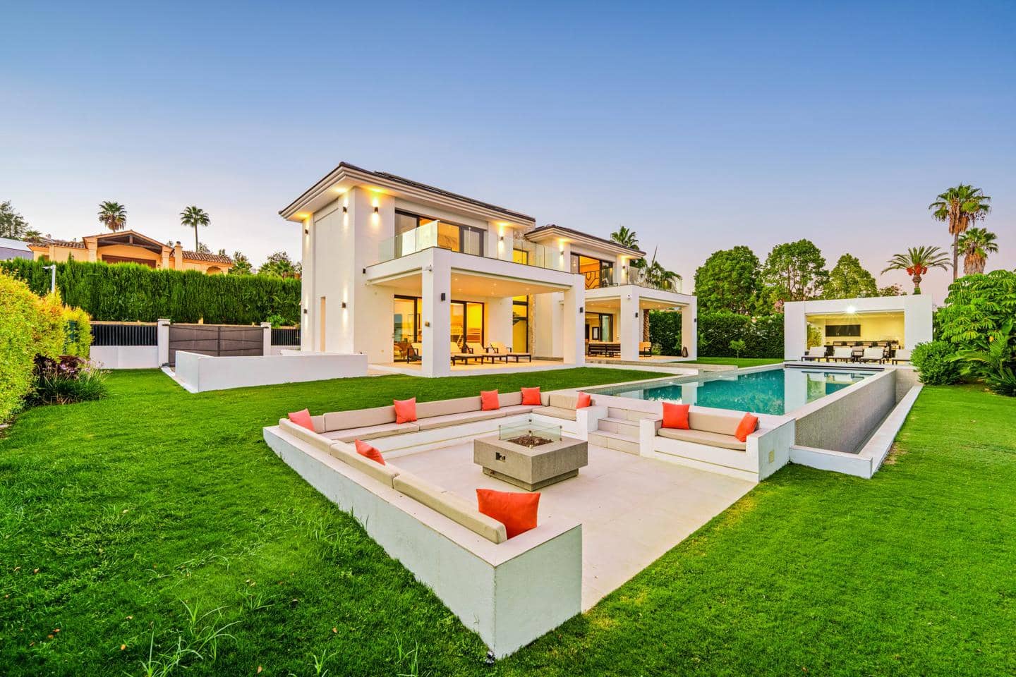 6 slaapkamer Villa te koop in Marbella met zwembad garage - € 4.695.000 (Ref: 9421604)