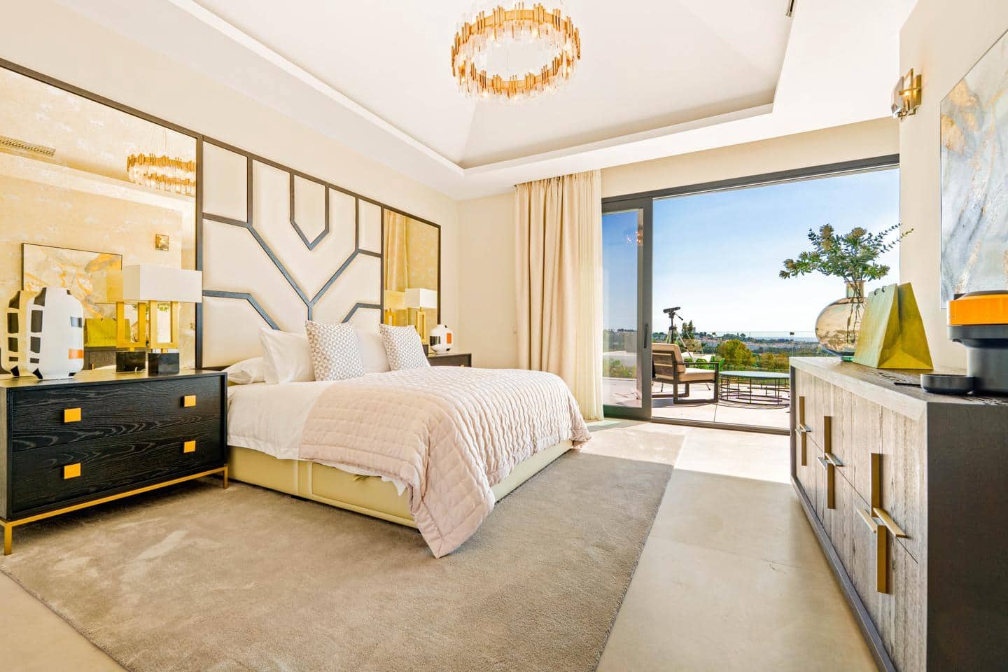 6 slaapkamer Villa te koop in Marbella met zwembad garage - € 4.695.000 (Ref: 9421604)