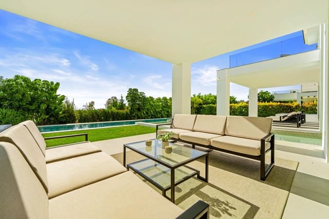 6 bedroom Villa for sale in Marbella with pool garage - € 4,695,000 (Ref: 9421604)