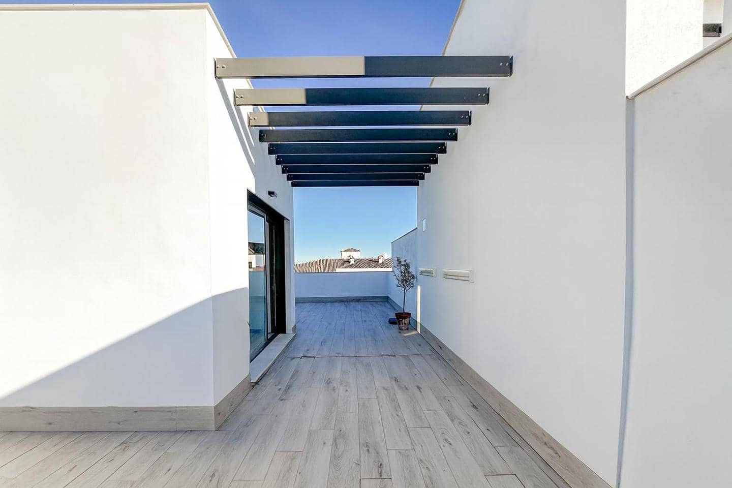 3 slaapkamer Villa te koop in Sotogrande met zwembad garage - € 775.000 (Ref: 9424176)