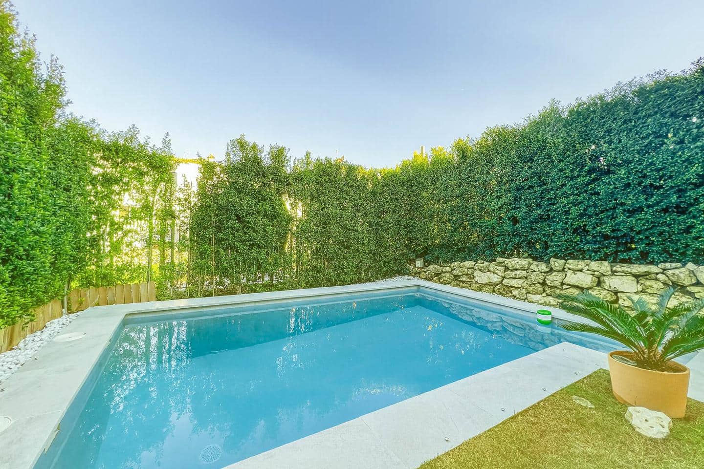 3 slaapkamer Villa te koop in Sotogrande met zwembad garage - € 775.000 (Ref: 9424176)