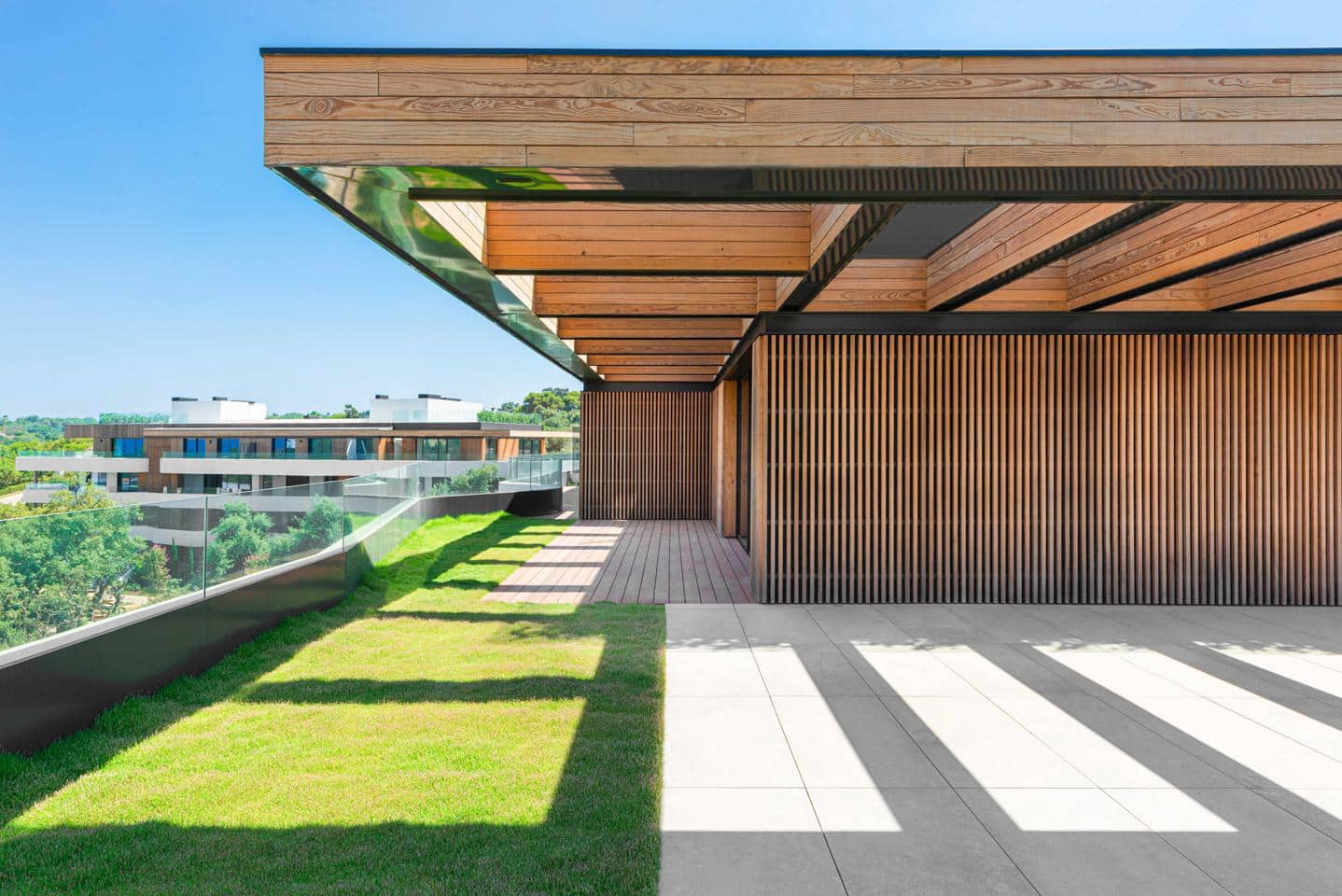 2 sypialnia Mieszkanie na sprzedaż w Estepona z basenem garażem - 560 000 € (Ref: 9426295)