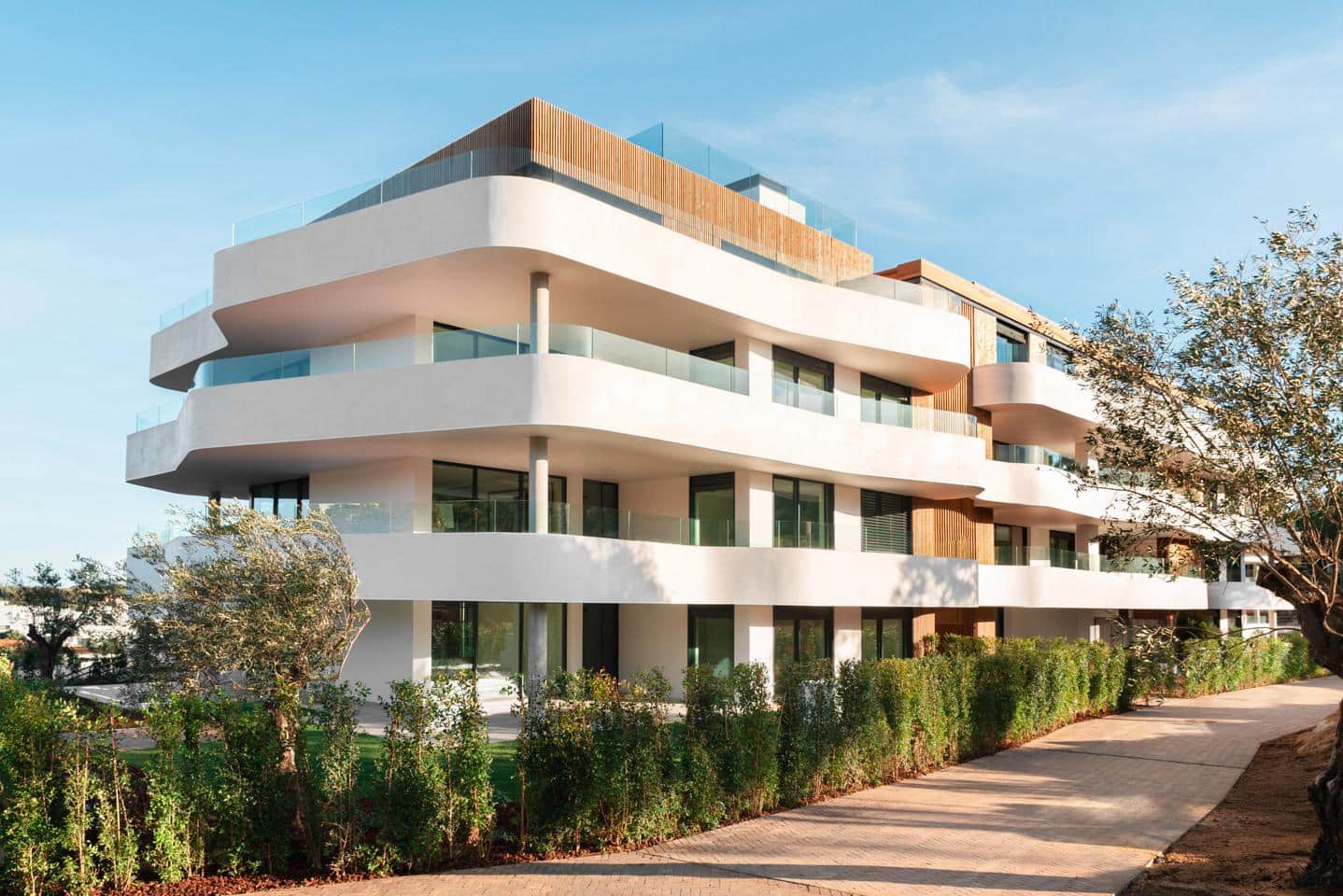 2 sypialnia Mieszkanie na sprzedaż w Estepona z basenem garażem - 560 000 € (Ref: 9426295)