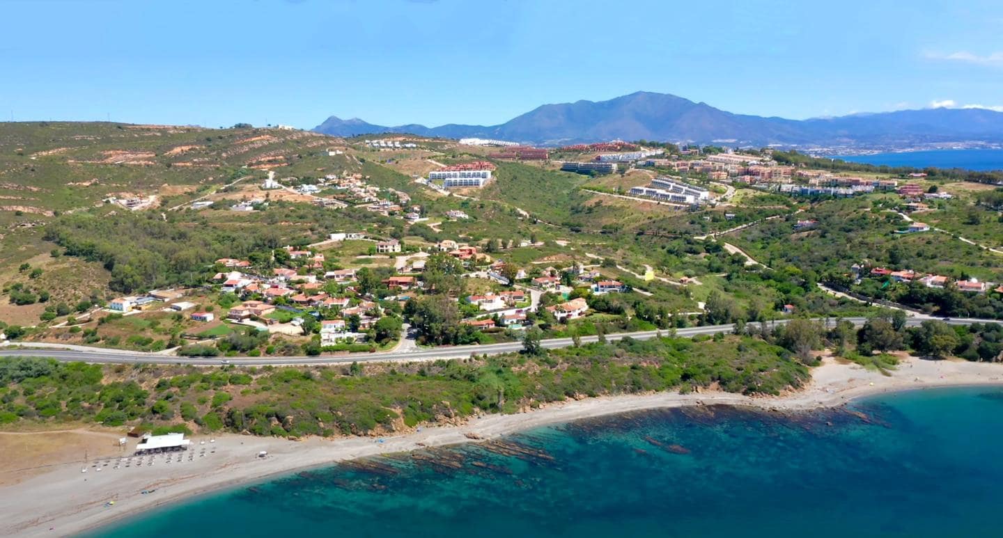 4 slaapkamer Villa te koop in Manilva met zwembad garage - € 465.000 (Ref: 9426301)