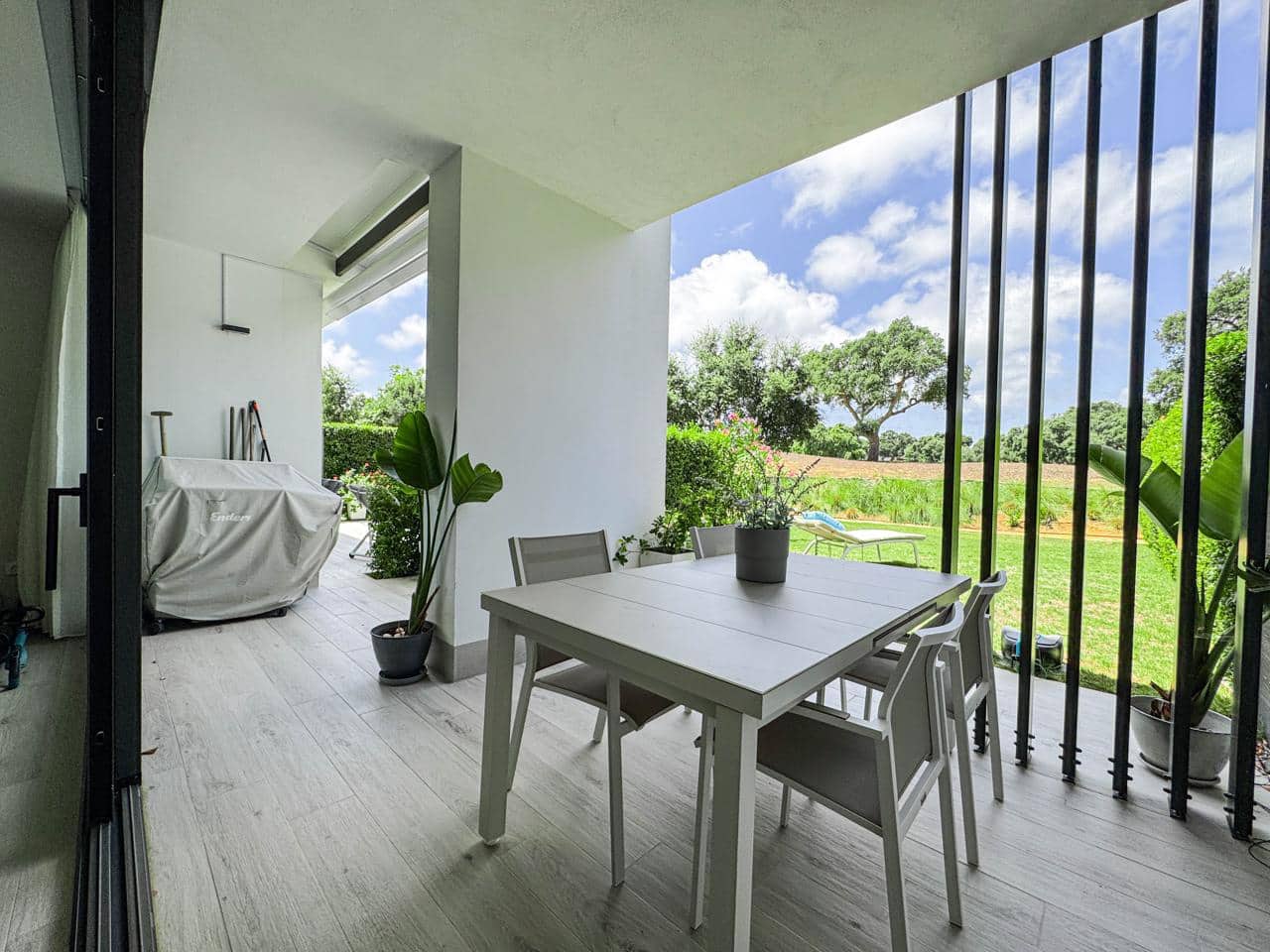 7 soveværelse Villa til salg i Sotogrande med swimmingpool garage - € 1.688.000 (Ref: 9428228)