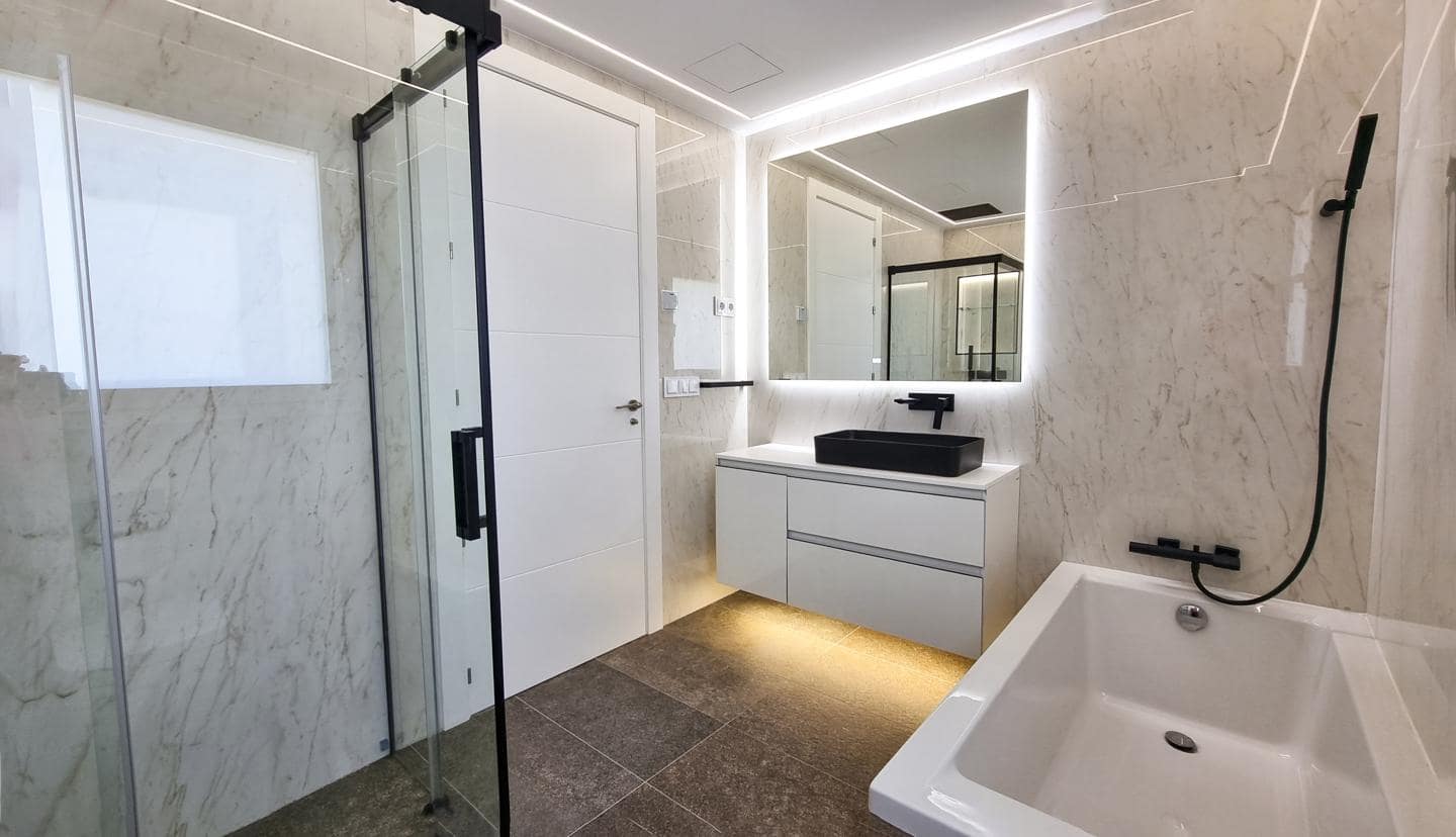 3 makuuhuone Asunto myytävänä paikassa Sotogrande mukana uima-altaan 
autotalli - 695 000 € (Ref: 9428756)