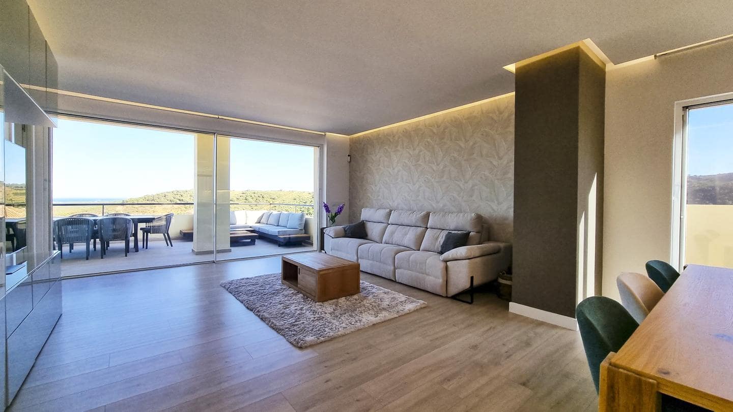 3 makuuhuone Asunto myytävänä paikassa Sotogrande mukana uima-altaan 
autotalli - 695 000 € (Ref: 9428756)