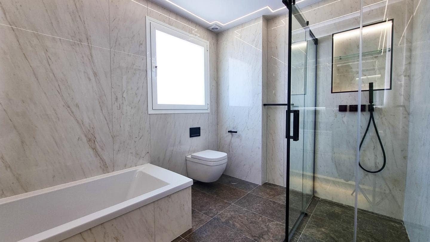 3 makuuhuone Asunto myytävänä paikassa Sotogrande mukana uima-altaan 
autotalli - 695 000 € (Ref: 9428756)