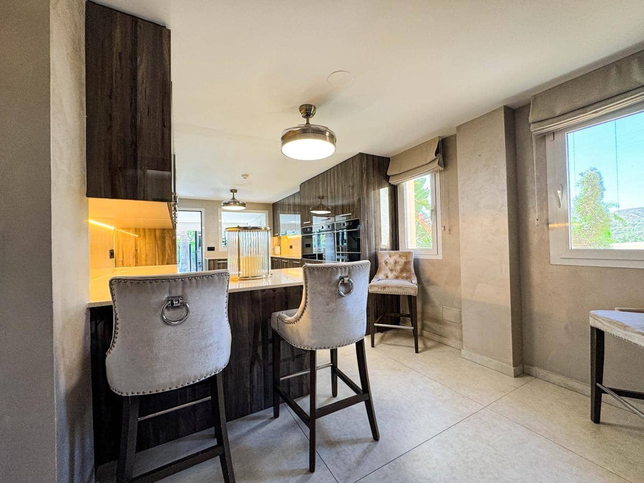 3 camera da letto Appartamento in vendita in San Roque con piscina garage - 850.000 € (Rif: 9428757)