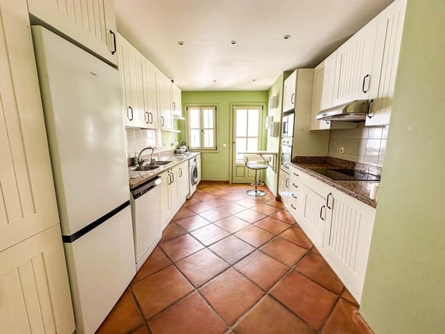 3 soverom Villa til salgs i Sotogrande Alto, San Roque med svømmebasseng garasje - € 790 000 (Ref: 9432663)