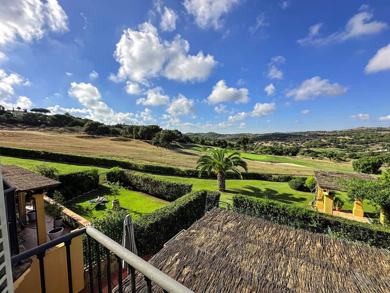 3 bedroom Villa for sale in Sotogrande with pool garage - € 790,000 (Ref: 9432663)