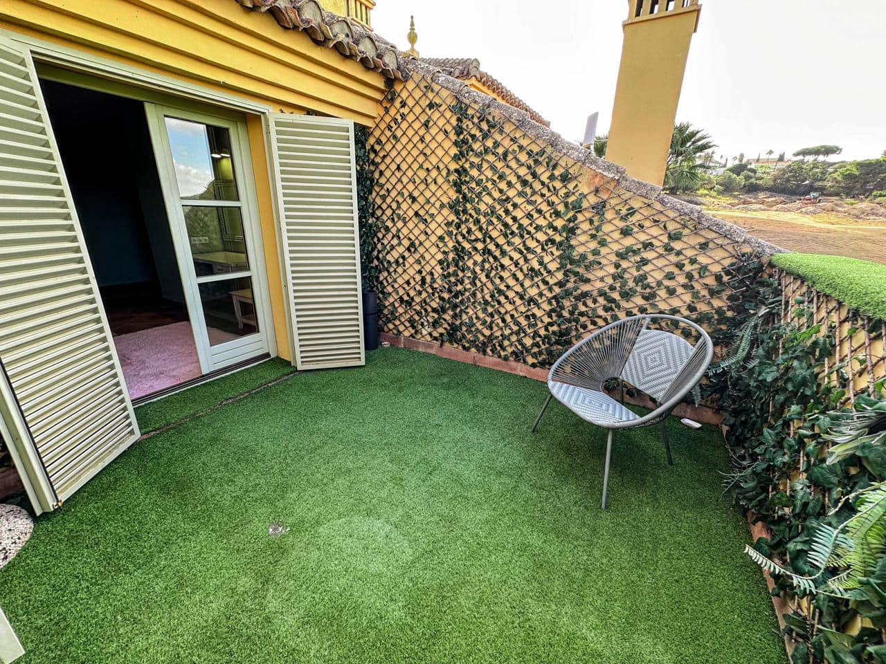 3 bedroom Villa for sale in Sotogrande with pool garage - € 790,000 (Ref: 9432663)