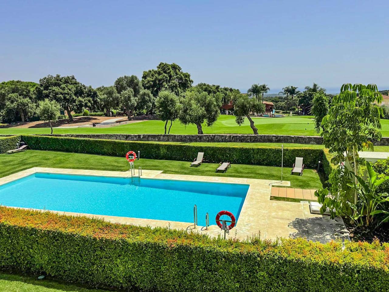 3 quarto Apartamento para venda em Sotogrande com piscina garagem - 525 000 € (Ref: 9432665)