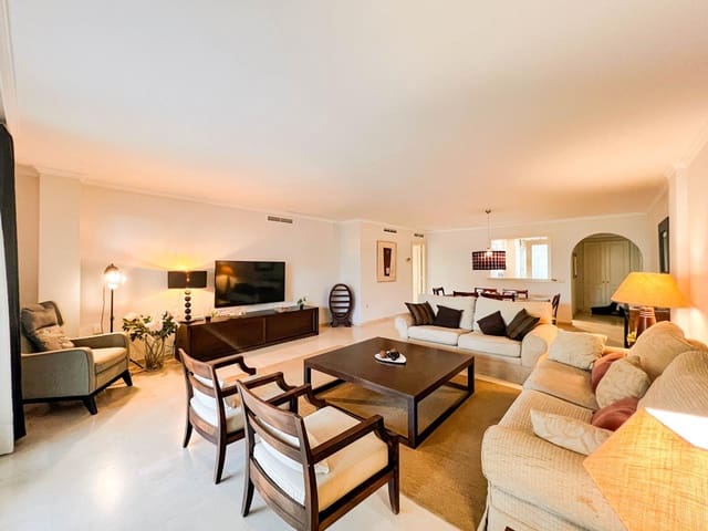 3 camera da letto Appartamento in vendita in Puerto de Sotogrande - La Marina, San Roque con piscina garage - 699.000 € (Rif: 9432666)