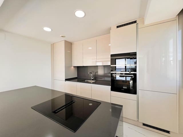 3 sypialnia Mieszkanie na sprzedaż w Casares Golf - Casares del Sol, Casares z basenem garażem - 575 000 € (Ref: 9432667)