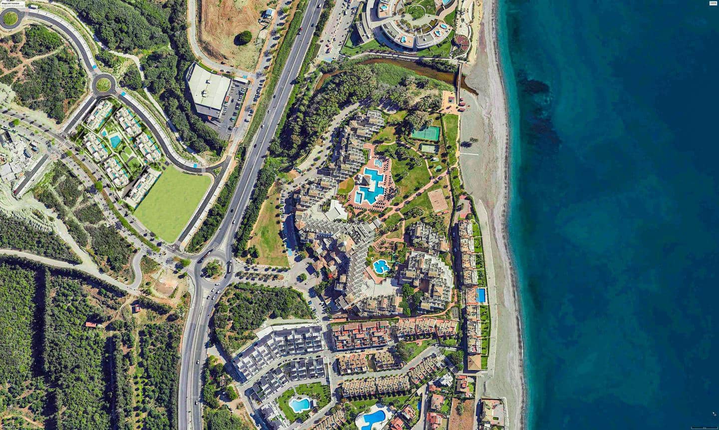 1 soveværelse Lejlighed til salg i El Paraiso med swimmingpool garage - € 439.000 (Ref: 9438773)