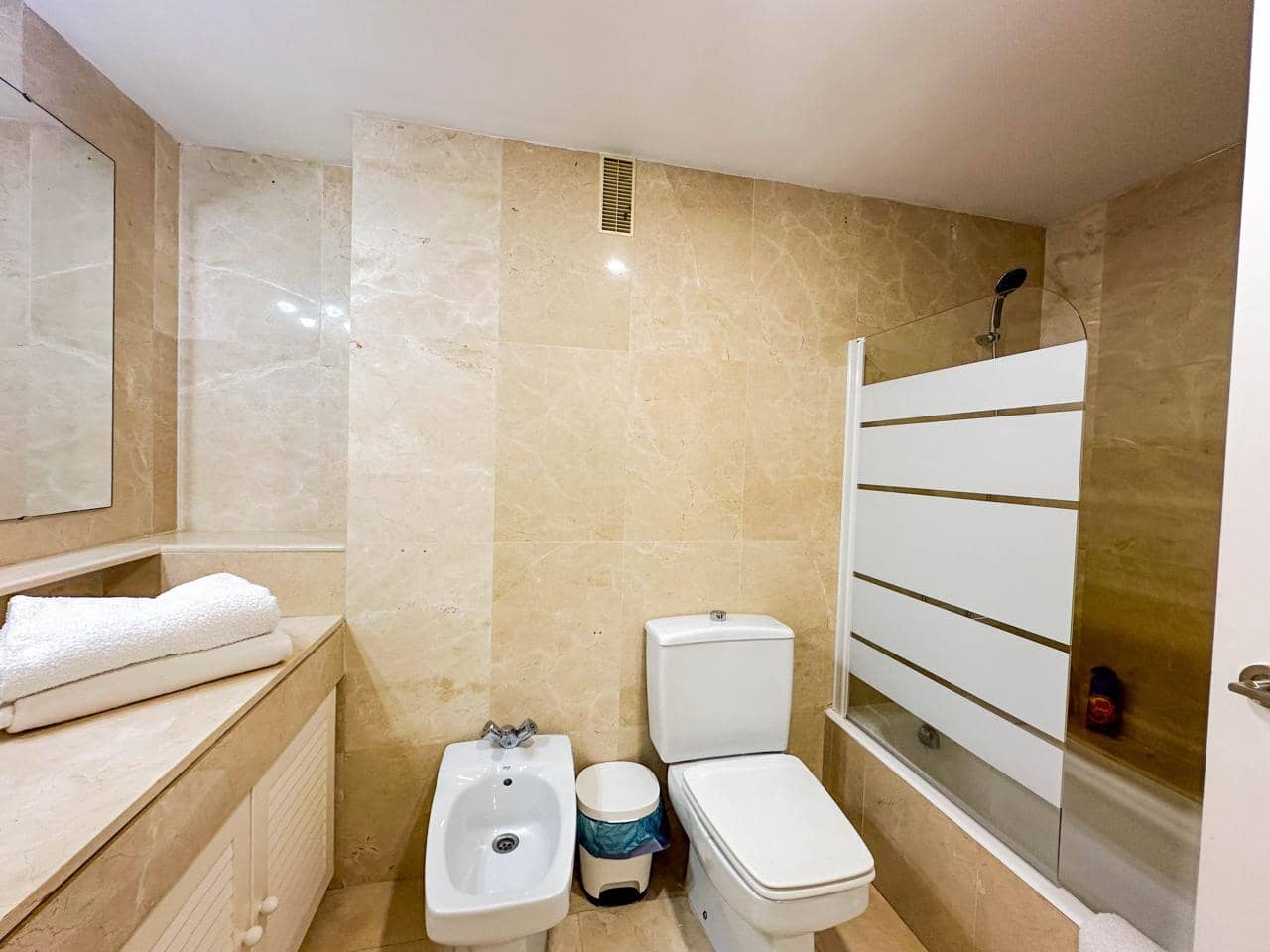 3 sovrum Lägenhet till salu i Sotogrande - 348 000 € (Ref: 9438779)