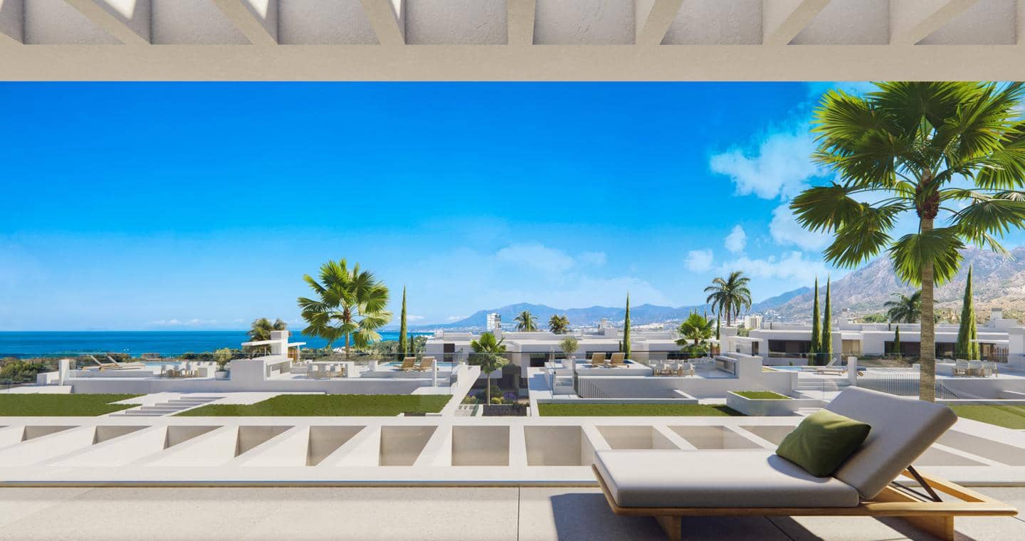 4 bedroom Flat for sale in Marbella with pool garage - € 1,675,000 (Ref: 9442795)