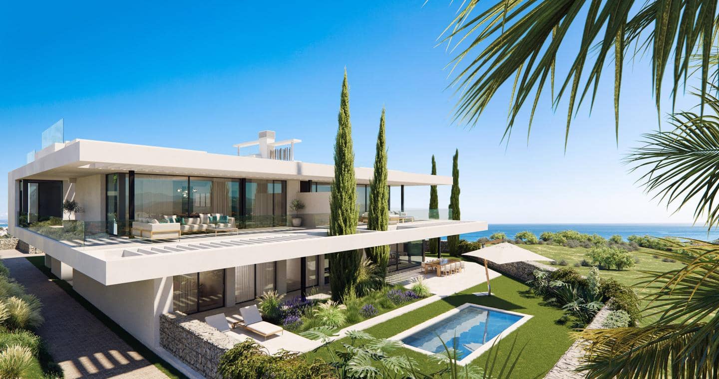 4 bedroom Flat for sale in Marbella with pool garage - € 1,675,000 (Ref: 9442795)
