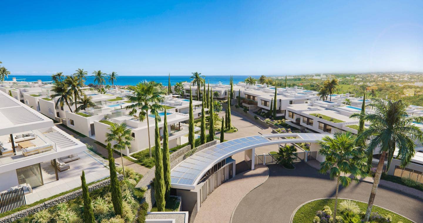 4 bedroom Flat for sale in Marbella with pool garage - € 1,675,000 (Ref: 9442795)