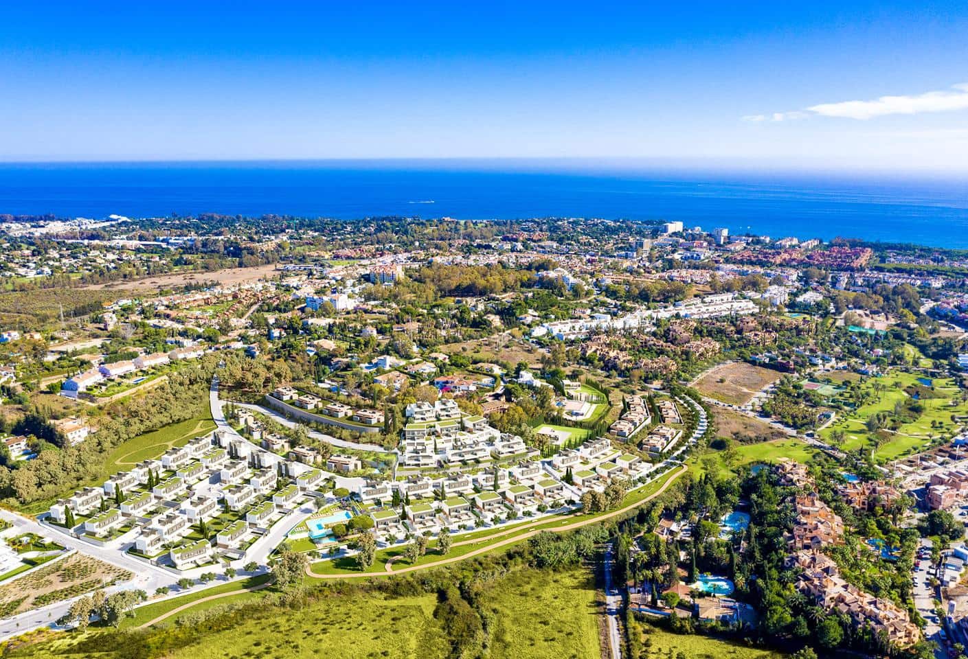 Chalet de 3 habitaciones en El Paraiso en venta con piscina garaje - 900.000 € (Ref: 9442797)