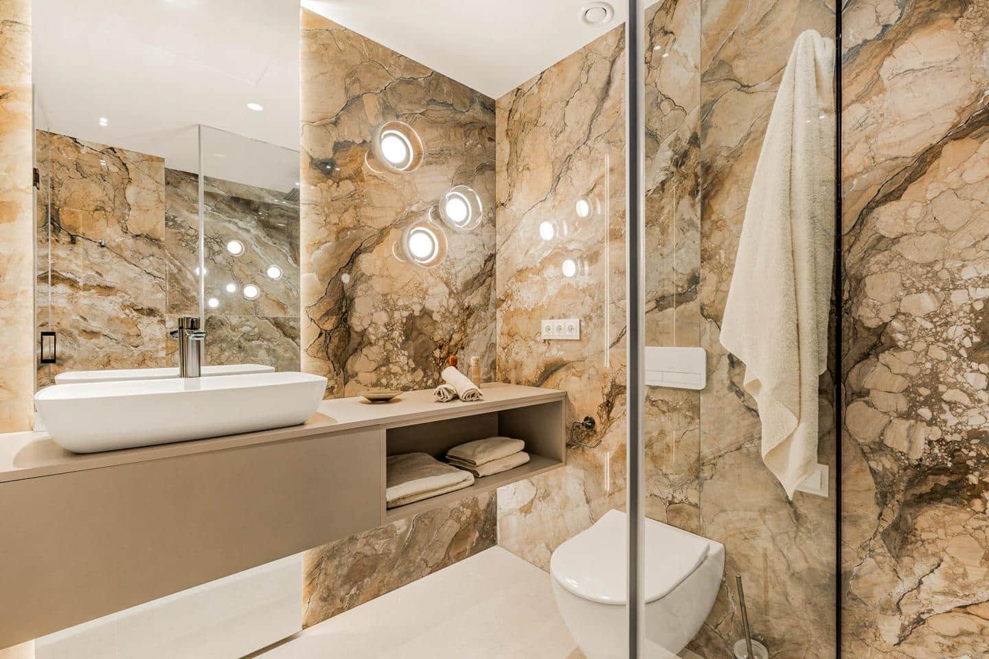 3 soveværelse Lejlighed til salg i El Velerin med swimmingpool garage - € 2.995.000 (Ref: 9443979)