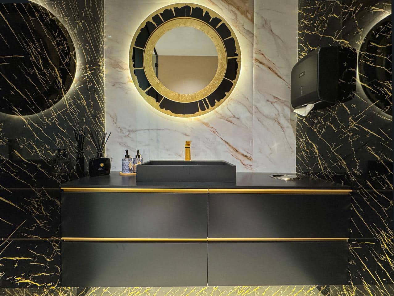 1 makuuhuone Yritys myytävänä paikassa Sotogrande mukana 
autotalli - 600 000 € (Ref: 9443981)