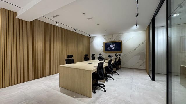 1 chambre Entreprise à vendre à Sotogrande Costa, San Roque avec garage - 600 000 € (Ref: 9443981)