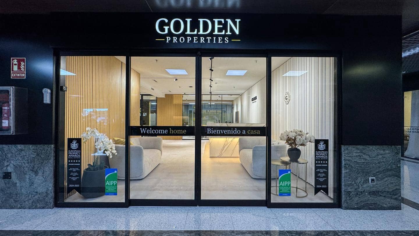 1 makuuhuone Yritys myytävänä paikassa Sotogrande mukana 
autotalli - 600 000 € (Ref: 9443981)