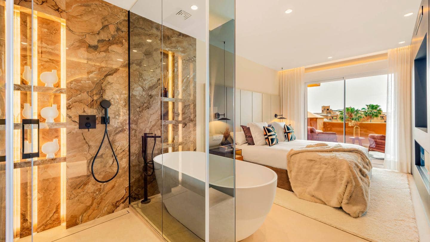 3 soverom Leilighet til salgs i New Golden Mile med svømmebasseng garasje - € 2 395 000 (Ref: 9444629)