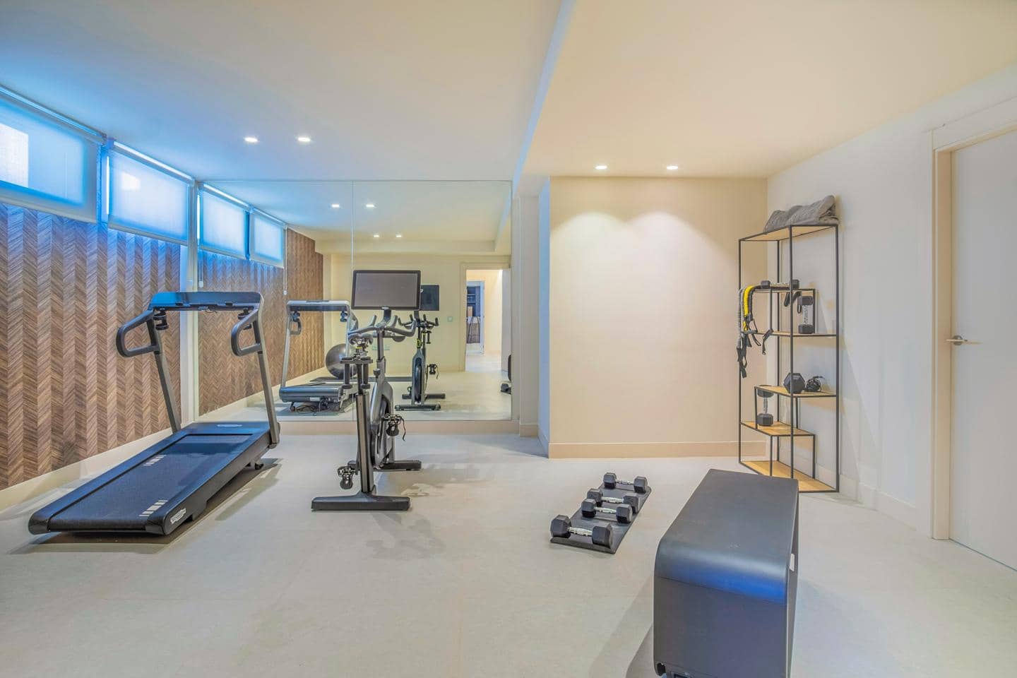 4 soverom Villa til salgs i Estepona med svømmebasseng garasje - € 4 500 000 (Ref: 9444823)