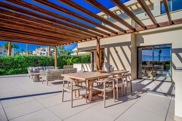 Chalet de 4 habitaciones en El Velerín, Estepona en venta con piscina garaje - 4.500.000 € (Ref: 9444823)