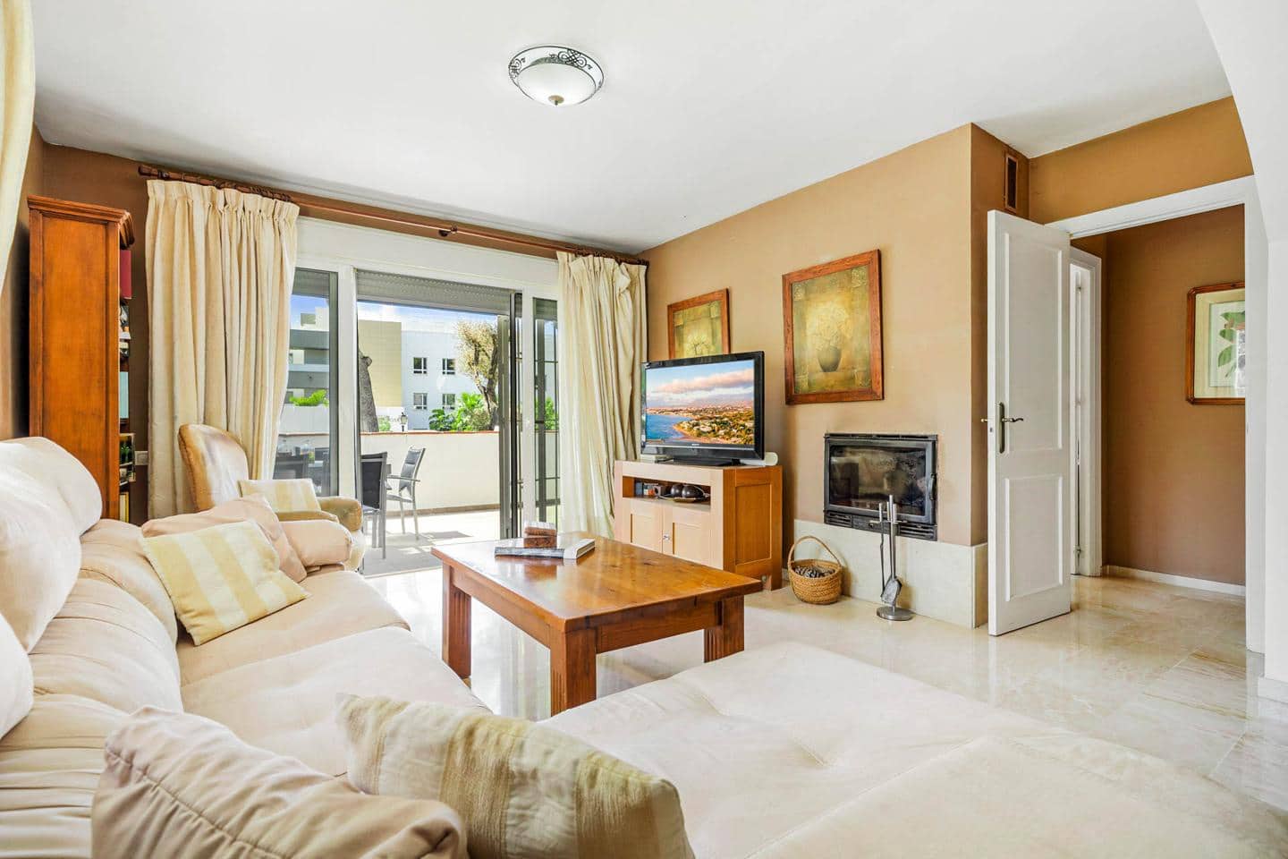 3 soveværelse Lejlighed til salg i Marbella med swimmingpool garage - € 680.000 (Ref: 9444824)