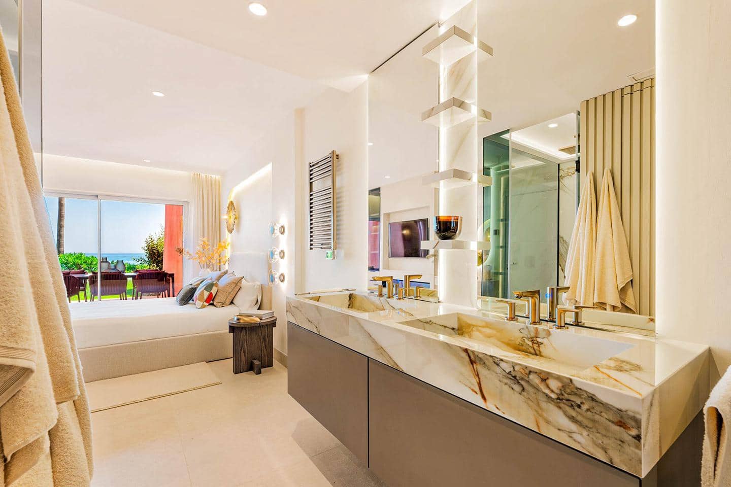 3 camera da letto Appartamento in vendita in New Golden Mile con piscina garage - 2.350.000 € (Rif: 9444825)