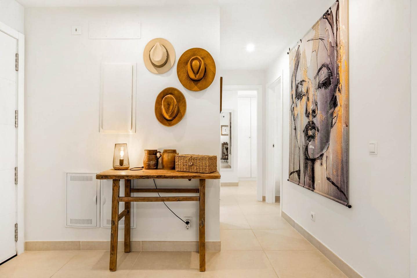 Piso de 2 habitaciones en Estepona en venta con piscina garaje - 495.000 € (Ref: 9444931)