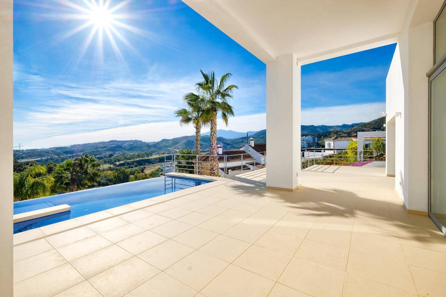 4 soveværelse Villa til salg i Benahavis med swimmingpool garage - € 2.200.000 (Ref: 9444933)