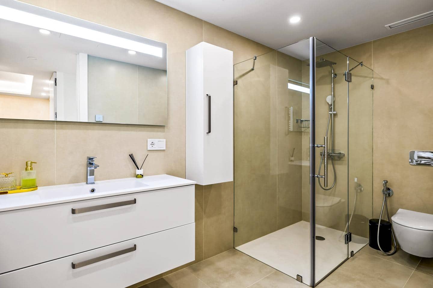 7 soveværelse Lejlighed til salg i Marbella med swimmingpool garage - € 4.300.000 (Ref: 9444935)