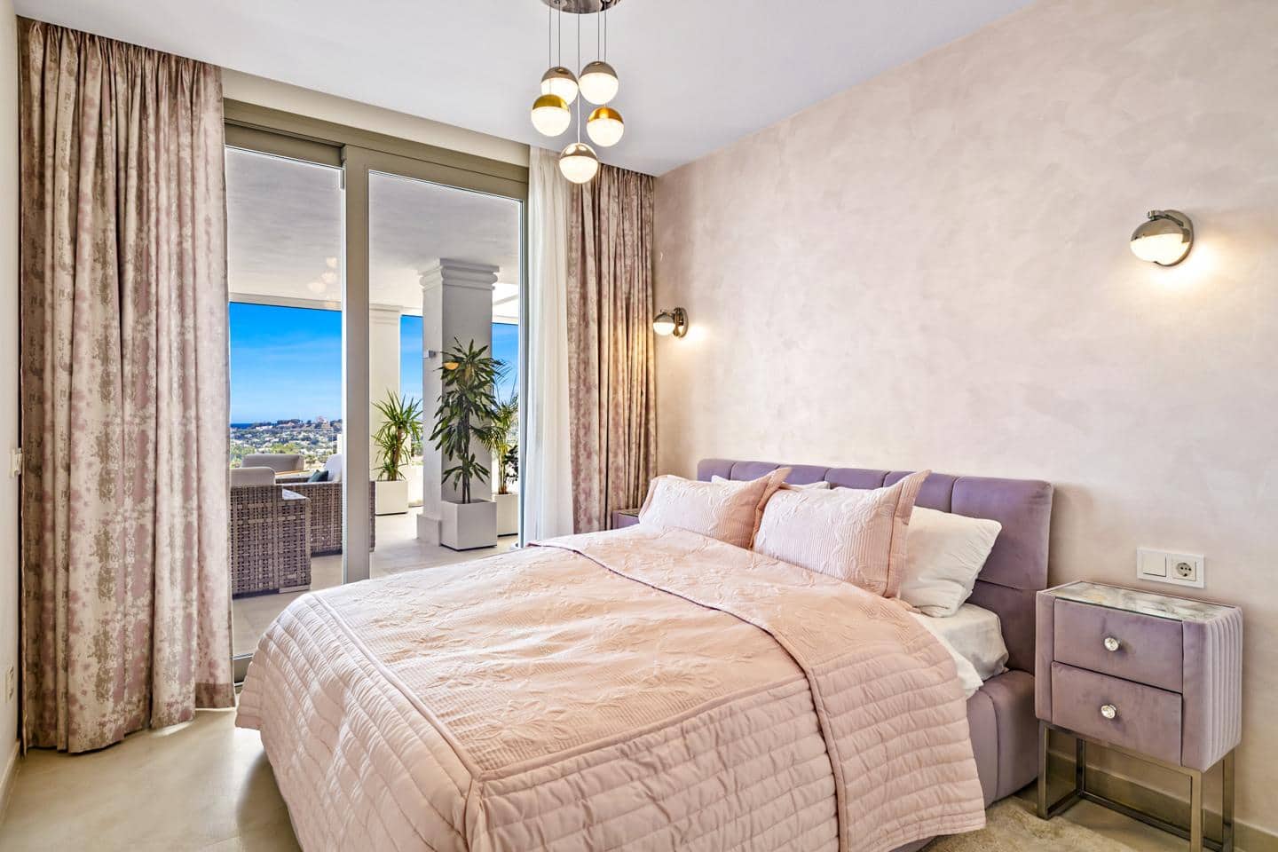 7 soveværelse Lejlighed til salg i Marbella med swimmingpool garage - € 4.300.000 (Ref: 9444935)