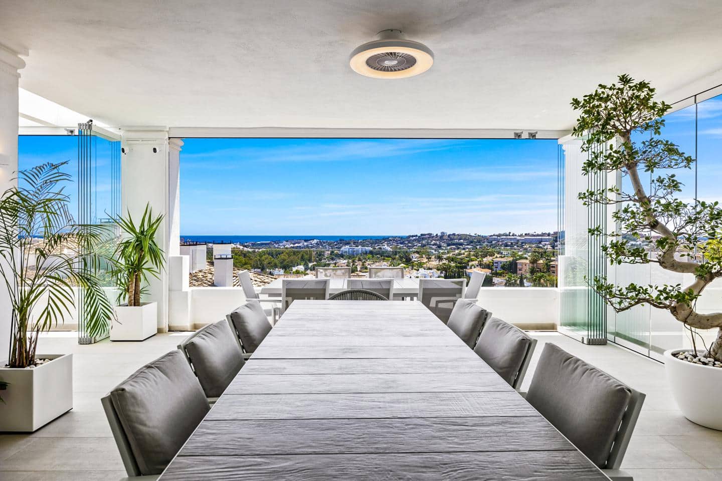 7 soveværelse Lejlighed til salg i Marbella med swimmingpool garage - € 4.300.000 (Ref: 9444935)