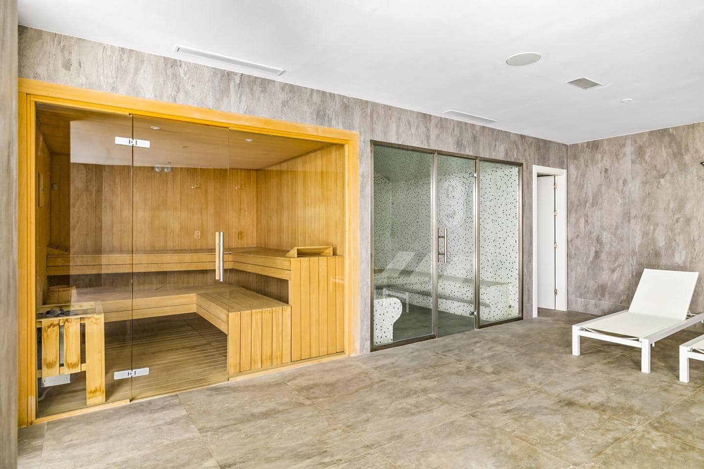 7 soveværelse Lejlighed til salg i Marbella med swimmingpool garage - € 4.300.000 (Ref: 9444935)