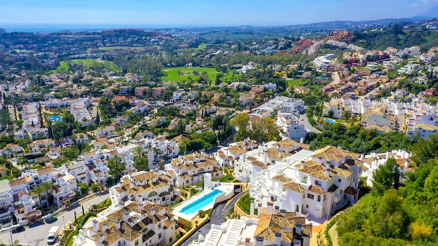 7 soveværelse Lejlighed til salg i Marbella med swimmingpool garage - € 4.300.000 (Ref: 9444935)
