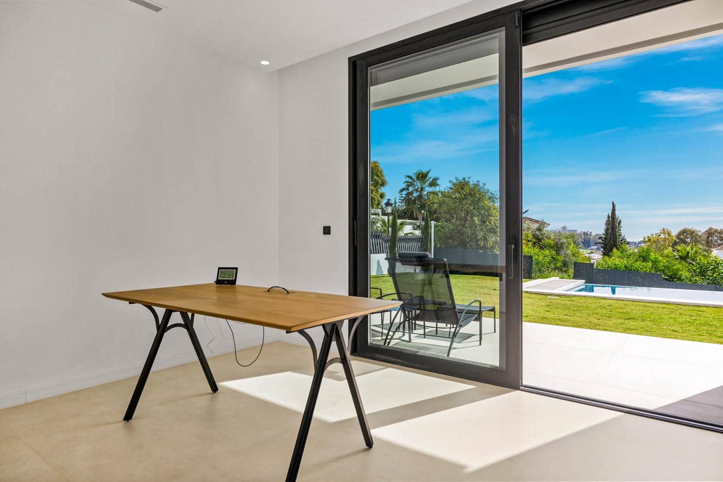 4 soveværelse Villa til salg i Benahavis med swimmingpool garage - € 3.485.000 (Ref: 9444938)