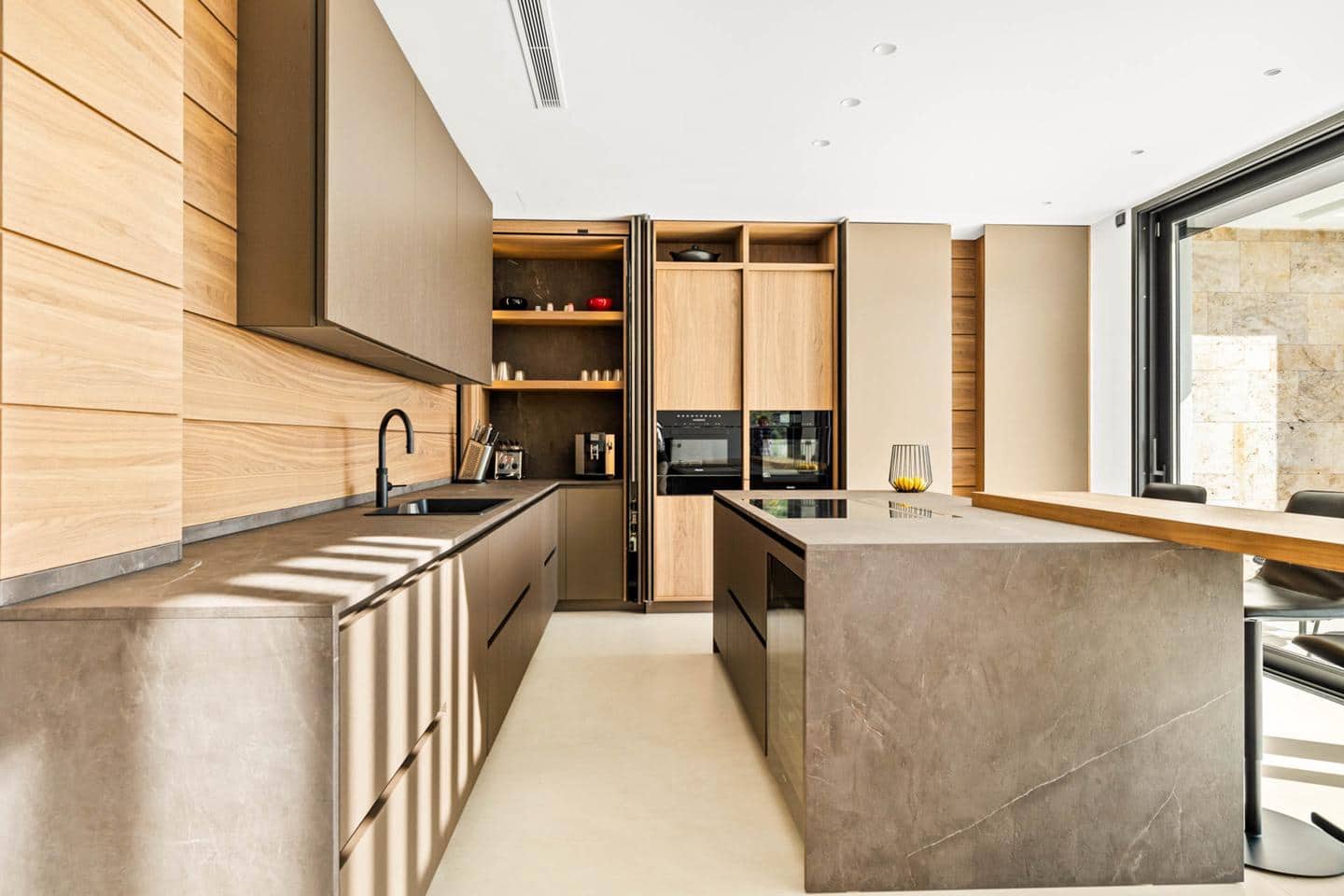 4 soveværelse Villa til salg i Benahavis med swimmingpool garage - € 3.485.000 (Ref: 9444938)