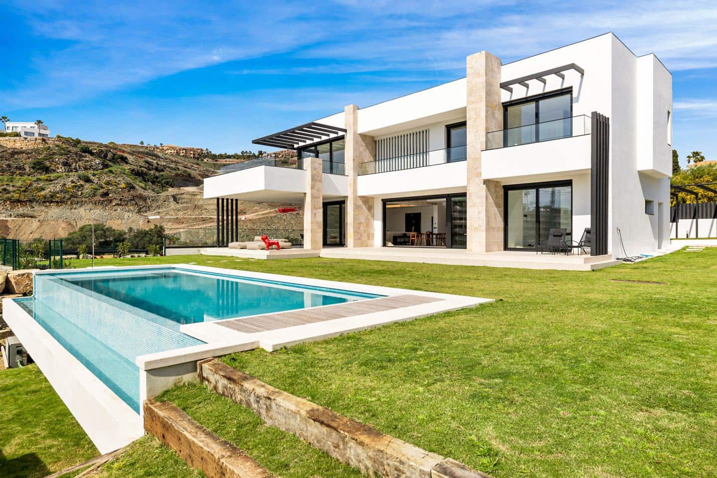 4 soveværelse Villa til salg i Benahavis med swimmingpool garage - € 3.485.000 (Ref: 9444938)